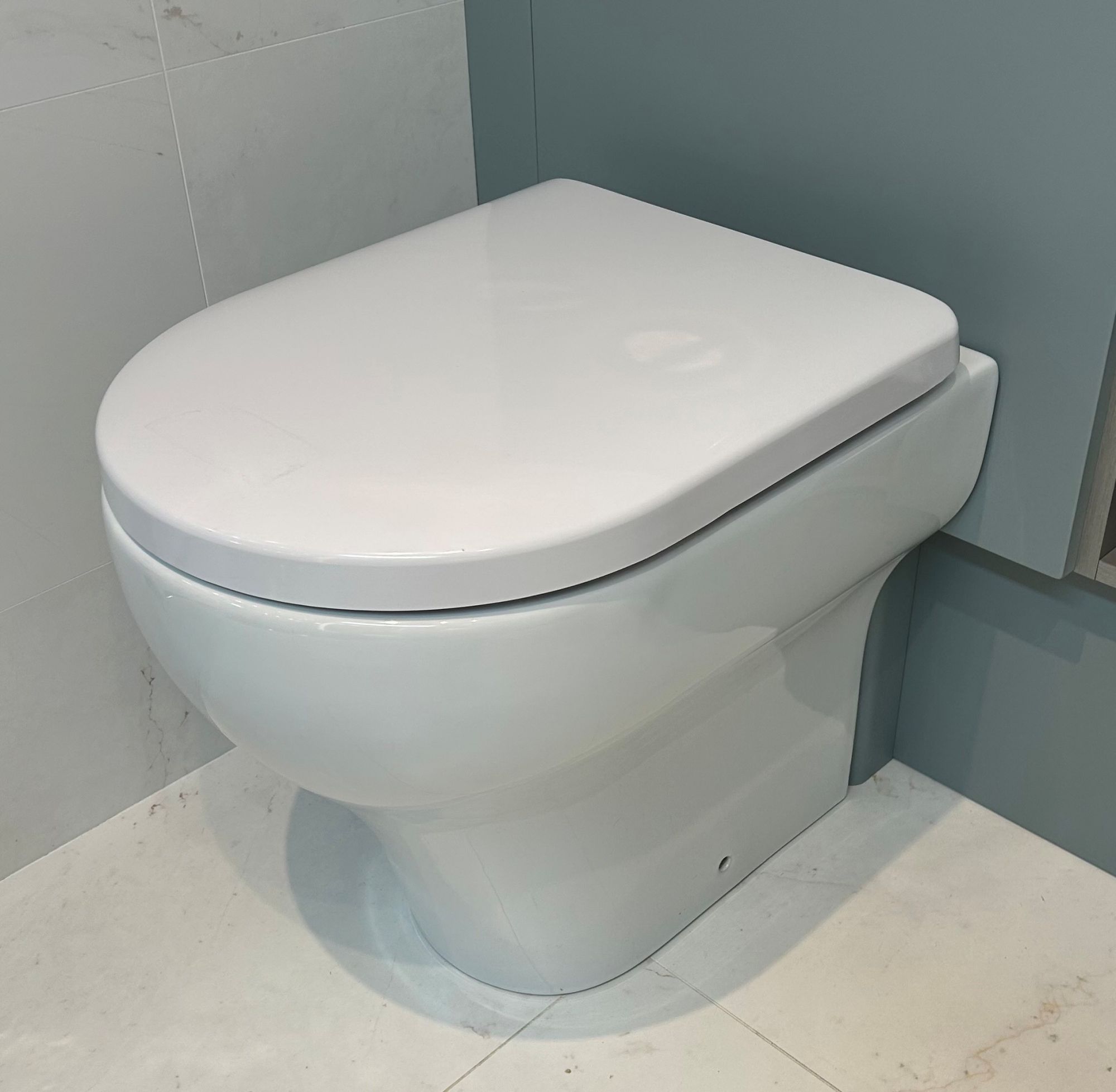 RR WC